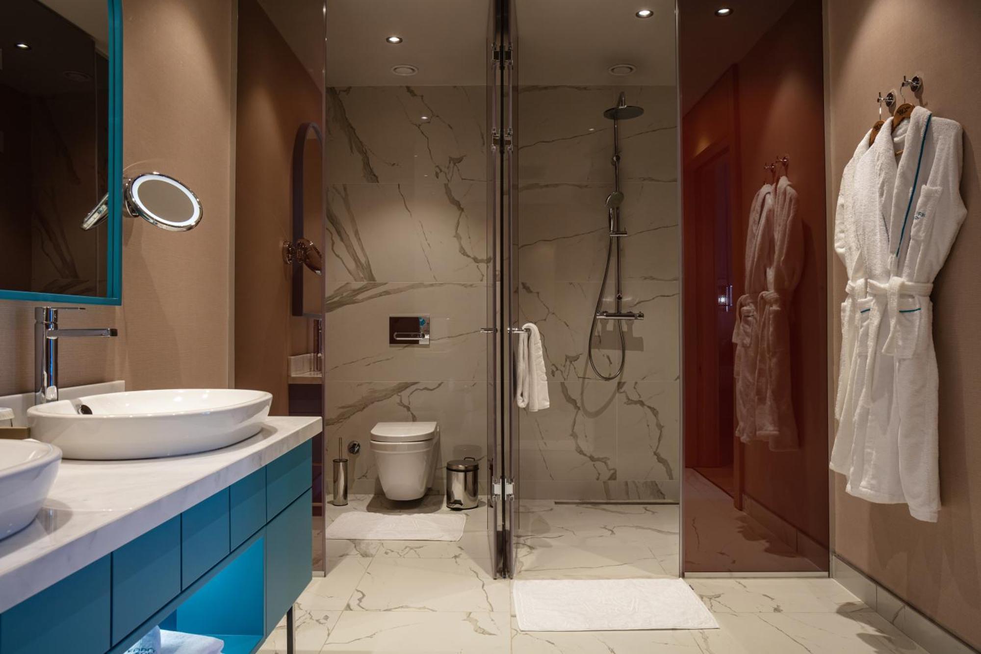 Karavansaray Turkistan Harbour Hotel -Flying Theatre Access Kamer foto A bathroom